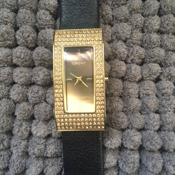 dkny ladies wrist watch